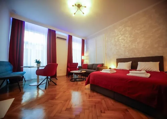 Apartment Marina's Shore Escape 8 *